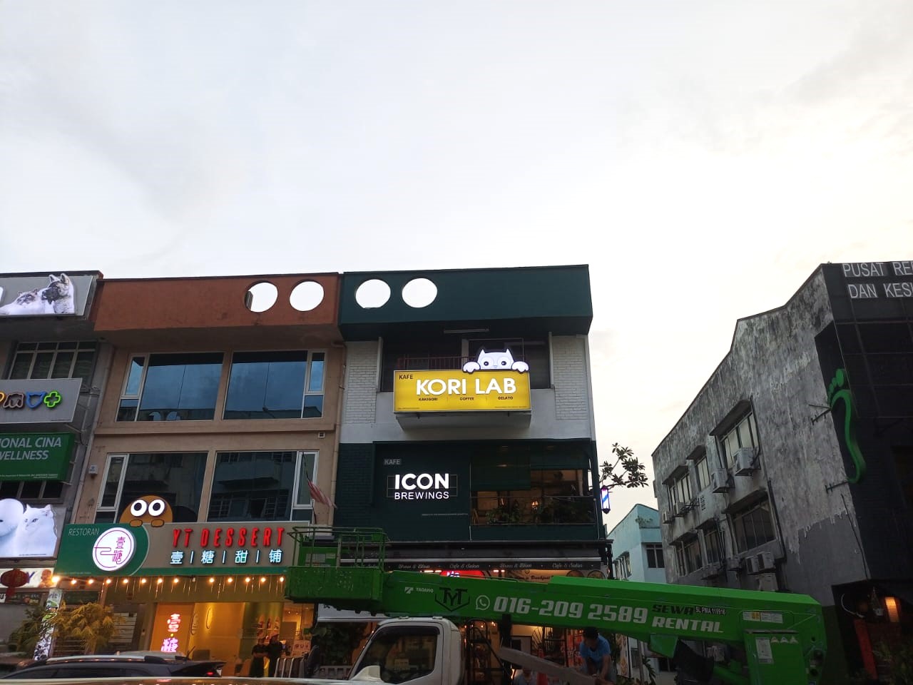 3D box up frontlit signboard Kafe Kori Lab lightbox LED signage Malaysia cafe